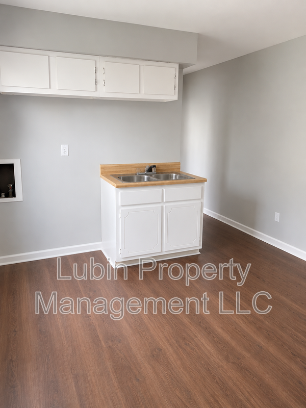 1437 Springdale St - Photo 5 of 6