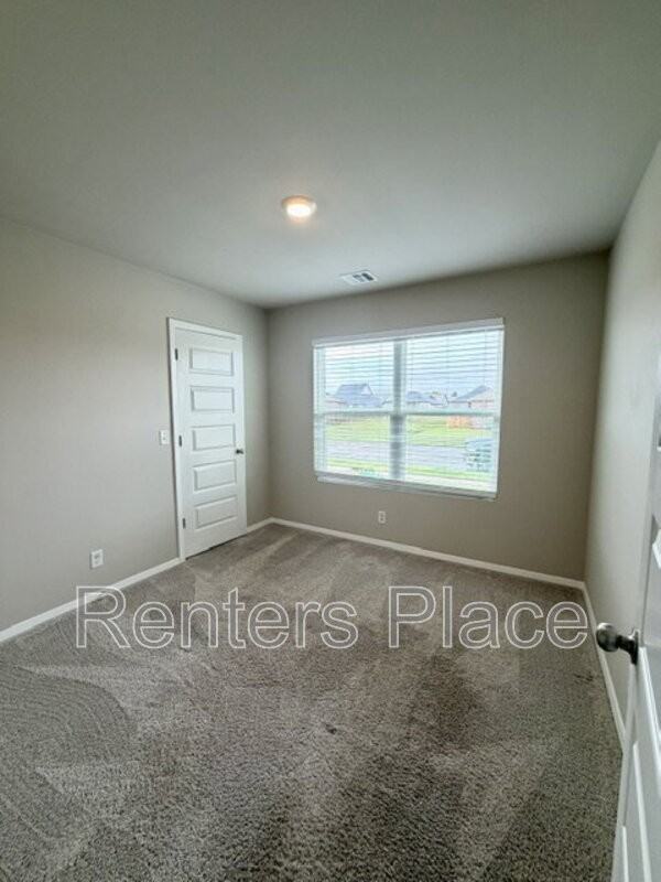 16216 S 88th East Ave - Photo 2 of 21