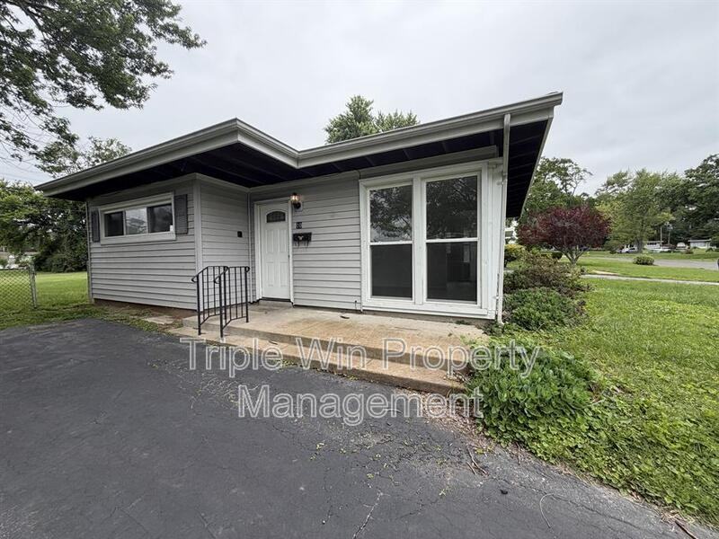 10 Saint Celeste Dr - Photo 6 of 7