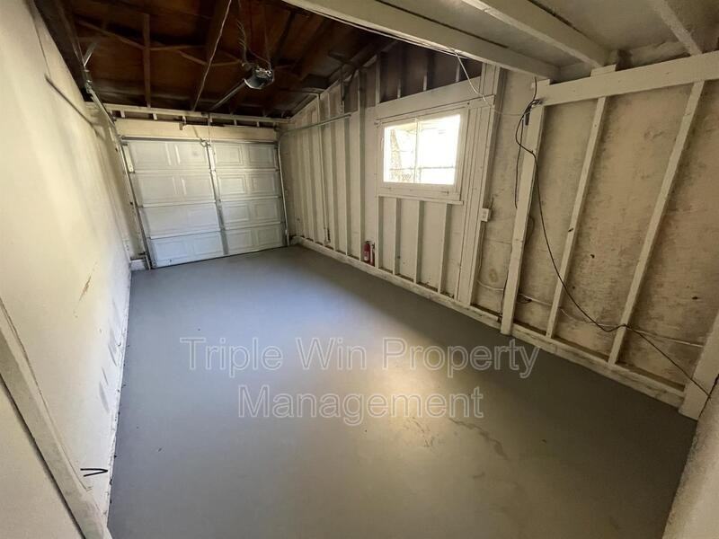410 Ridge Dr - Photo 7 of 27