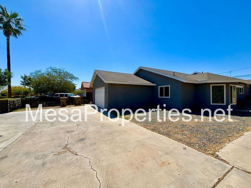 16461 Spruce St #A - Photo 4 of 24