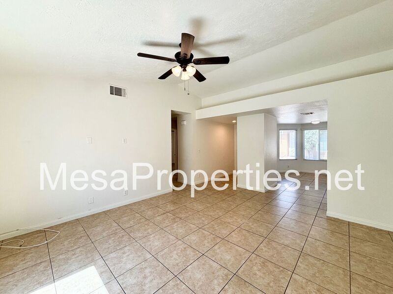 16461 Spruce St #A - Photo 6 of 24