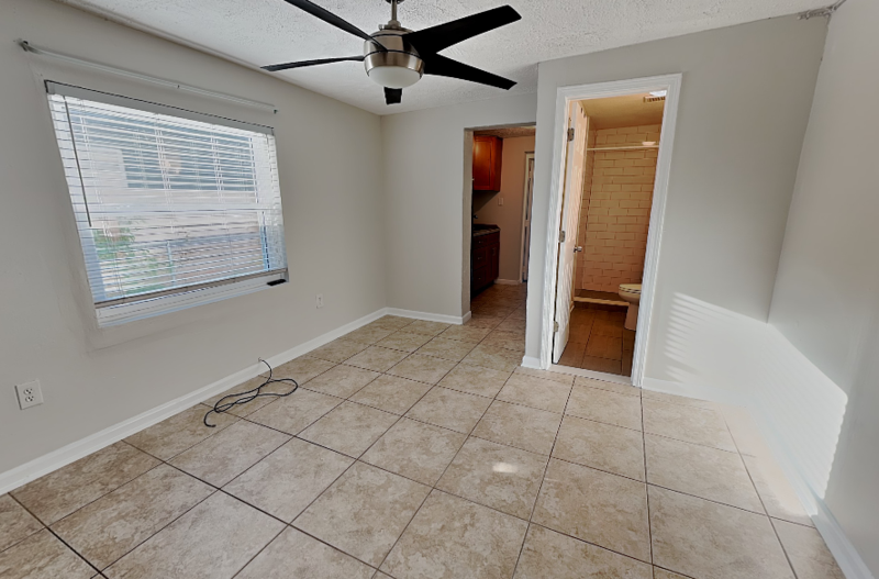 3619 W Cass St #B - Photo 4 of 8