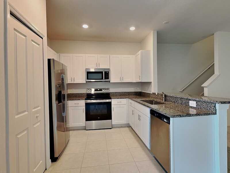 9207 Bonita Mar Dr - Photo 3 of 18