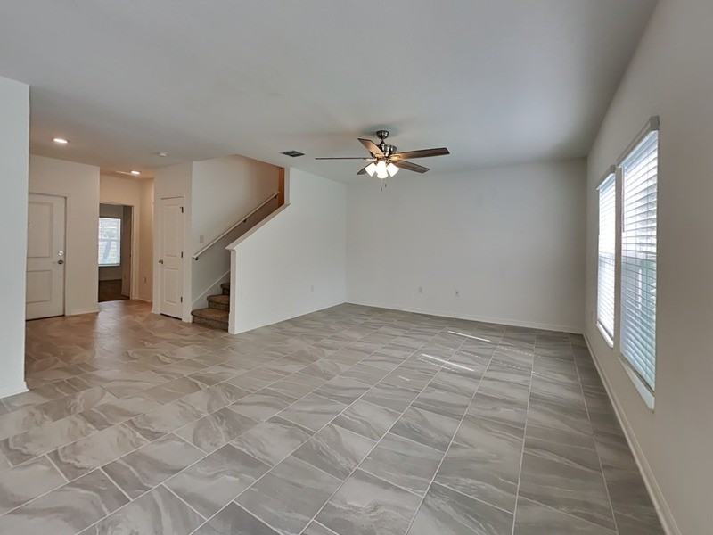 1142 Pacific Dunes Ct - Photo 5 of 28