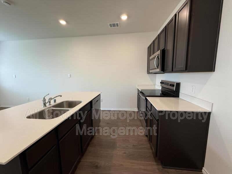 6114 Holly Spring Rd - Photo 2 of 7