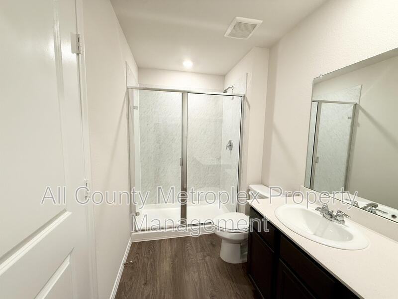 6114 Holly Spring Rd - Photo 5 of 7