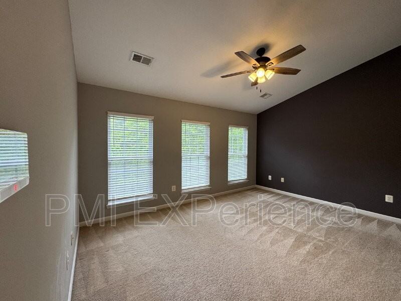 12109 Open View Ln - Photo 2 of 35