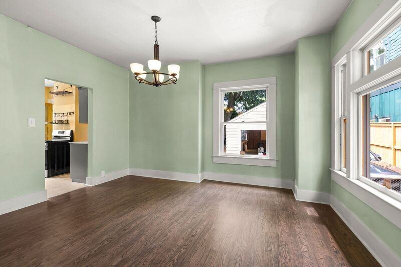 6933 N Interstate Ave - Photo 5 of 25