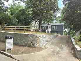 1064 Westmoor Dr Nw - Photo 1 of 1