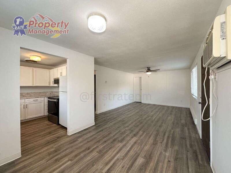 1135 W Howe St #6 - Photo 2 of 22