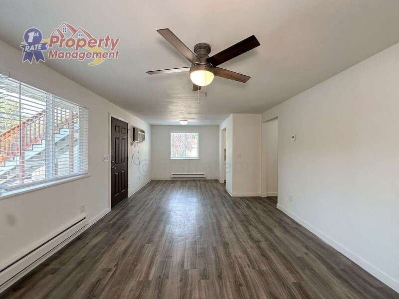 1135 W Howe St #6 - Photo 6 of 22