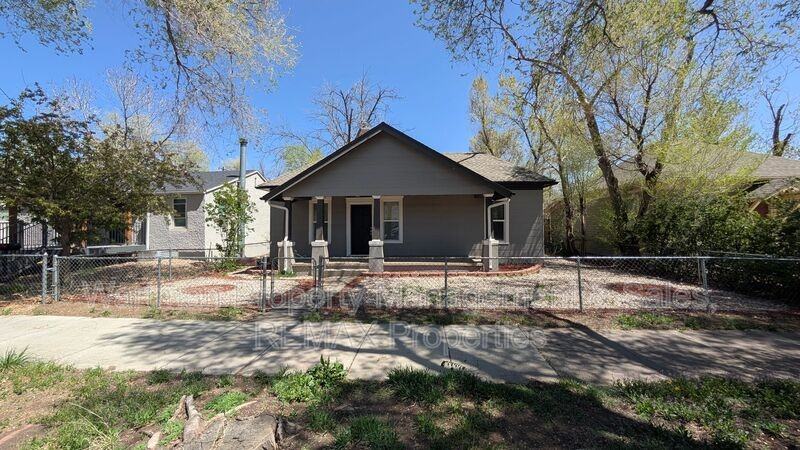 1016 W Cucharras St - Photo 2 of 30