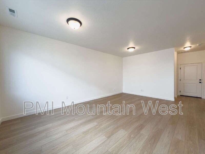 2602 Nw - Photo 5 of 33