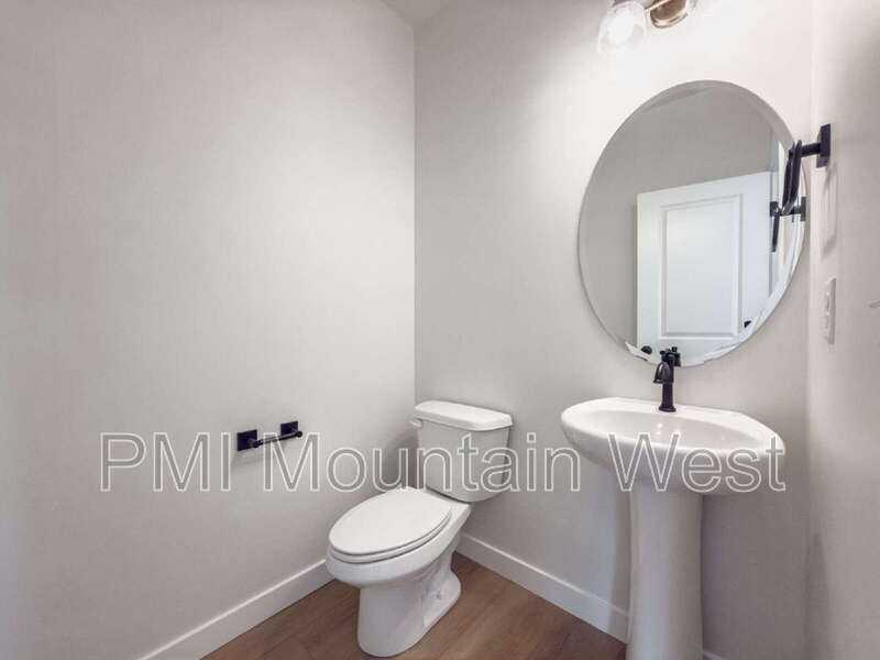 2606 Nw - Photo 5 of 35