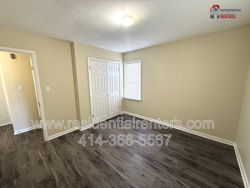4703 N 45th St - Photo 6 of 12
