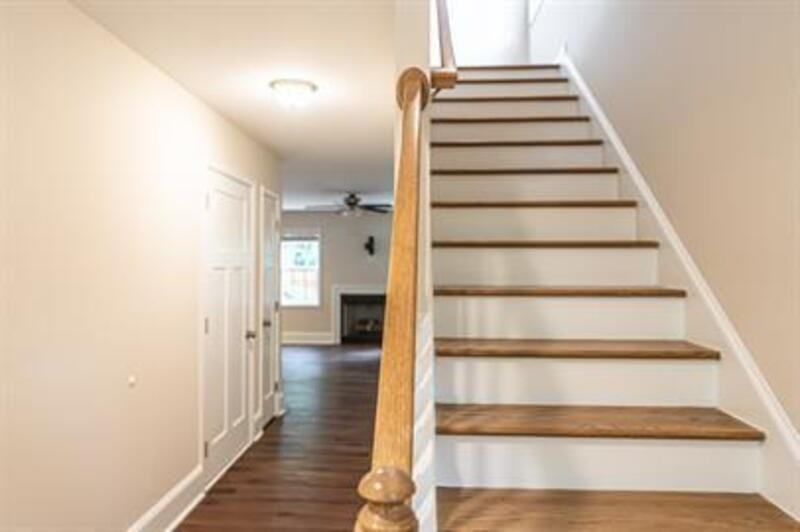 545 N Saylor St - Photo 3 of 20
