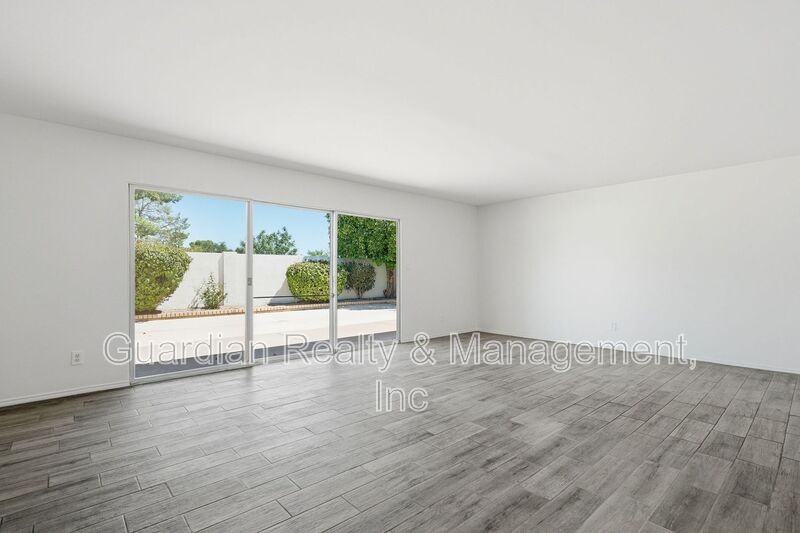 7238 E Joshua Tree Ln - Photo 7 of 33
