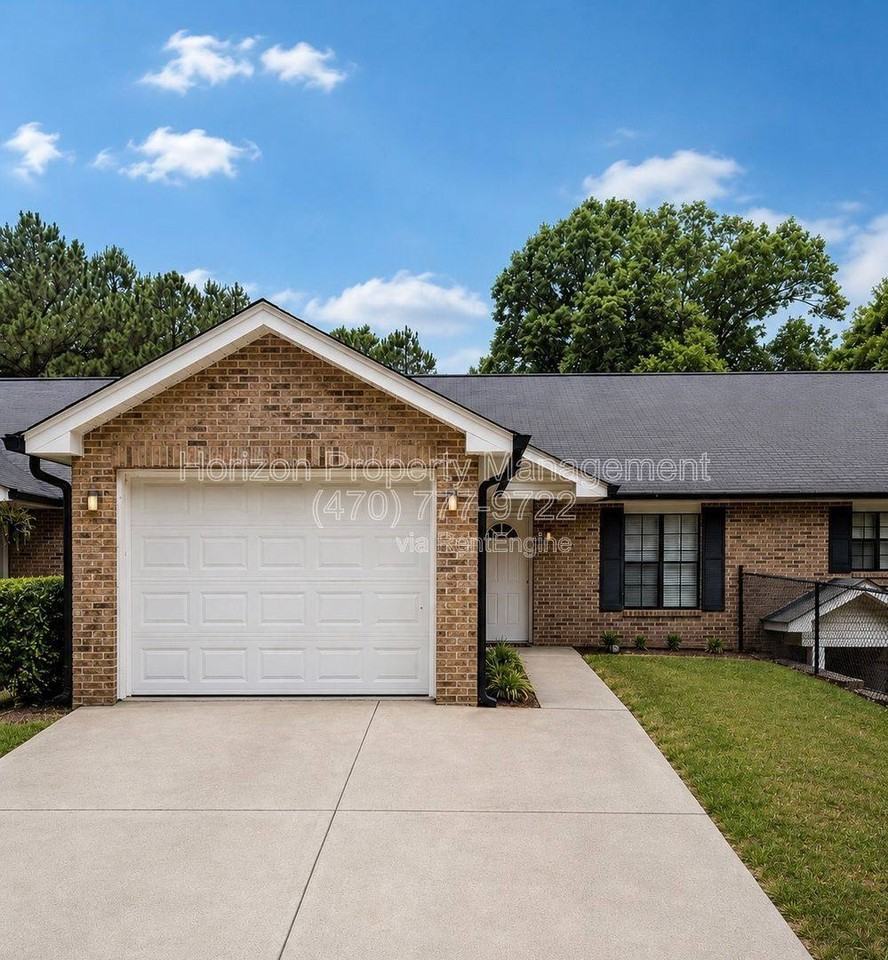 4003 Hidden Hollow Dr
