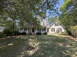 featured image of 1004 Melville Ln