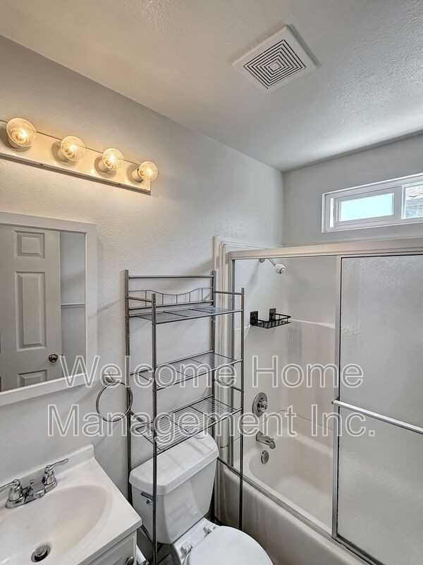 3310 Geneva St - Photo 6 of 11