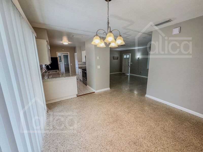 7176 Lockwood St - Photo 7 of 24