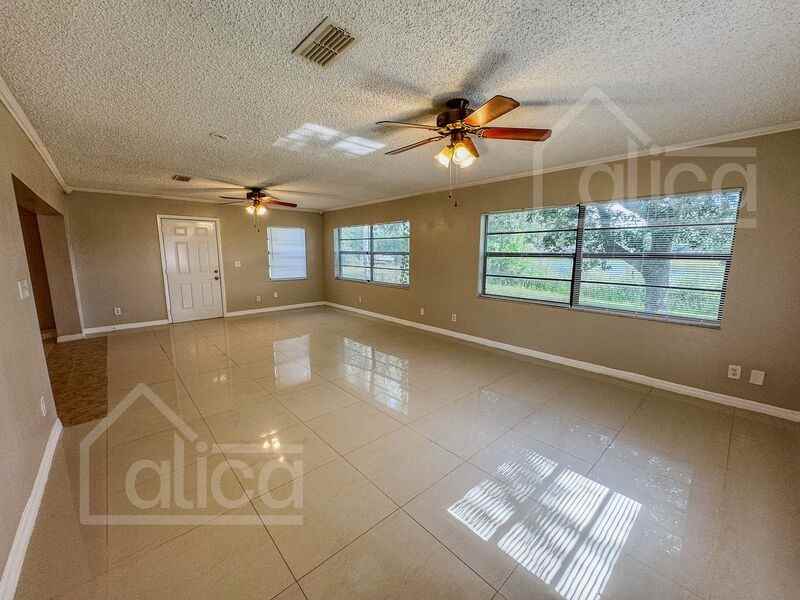 17633 Meadowbridge Dr - Photo 6 of 18