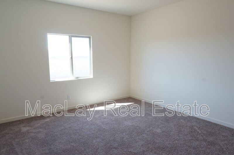 4027 N Ghost Hollow Way - Photo 7 of 17