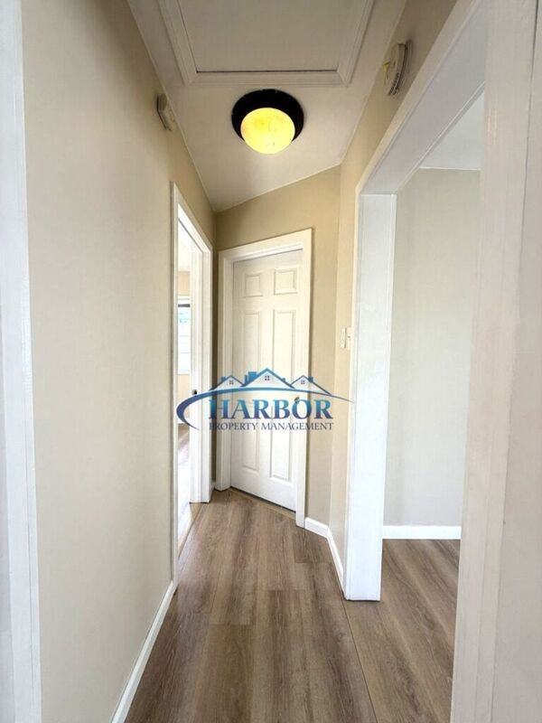 1728 E Rogers St - Photo 6 of 12