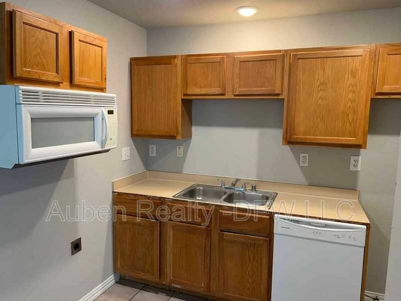 434 Chestnut Ln - Photo 6 of 16