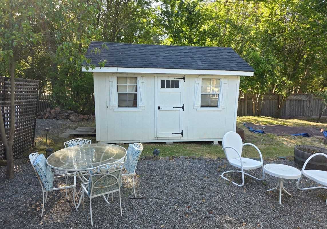 2035 Novato Blvd - Photo 3 of 7