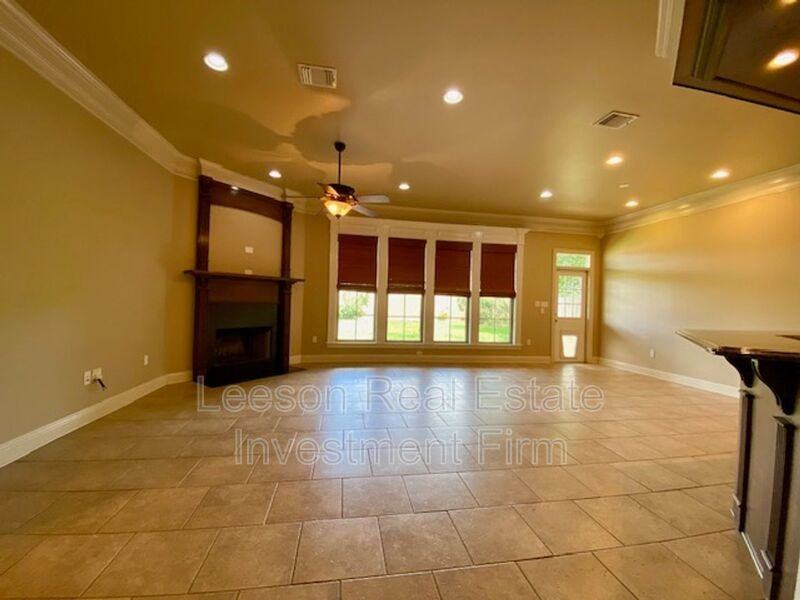 344 Antietam Dr - Photo 3 of 21