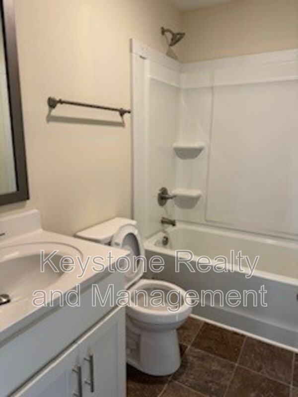 157 Mace Ln - Photo 4 of 9