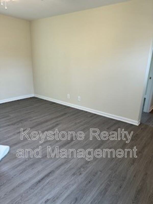 157 Mace Ln - Photo 5 of 9