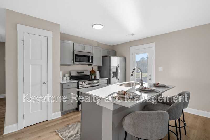 239 Primrose Way - Photo 4 of 17