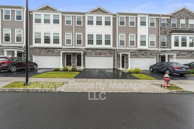 1806 Swales Ct - Photo 2 of 31