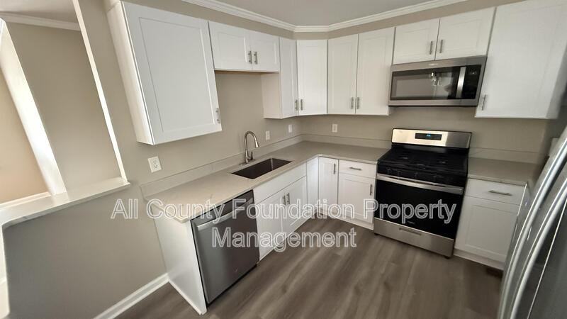 2720 Martha Dr - Photo 6 of 16