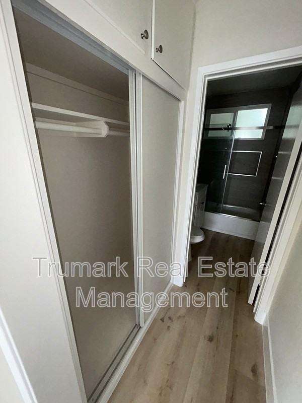 49 S Grand Oaks Ave #3 - Photo 3 of 7