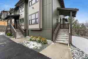 featured image of 116 Orchard Ave S #D