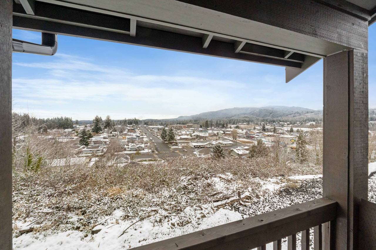 116 Orchard Ave S #D - Photo 2 of 16