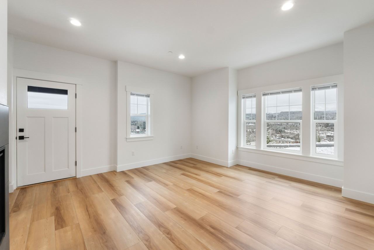 116 Orchard Ave S #D - Photo 4 of 16