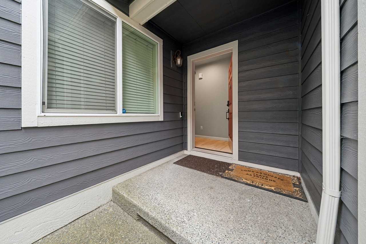 7343 177th St E - Photo 2 of 11