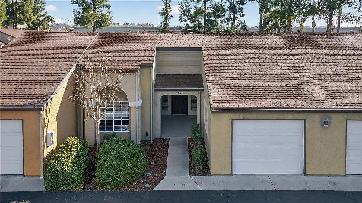 5140 E Cesar Chavez Blvd #107 - Photo 7 of 11
