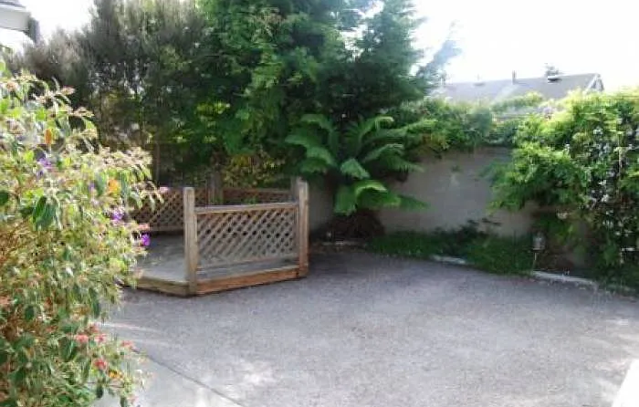 1743 Campton Rd - Photo 4 of 8