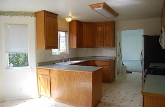 1743 Campton Rd - Photo 6 of 8