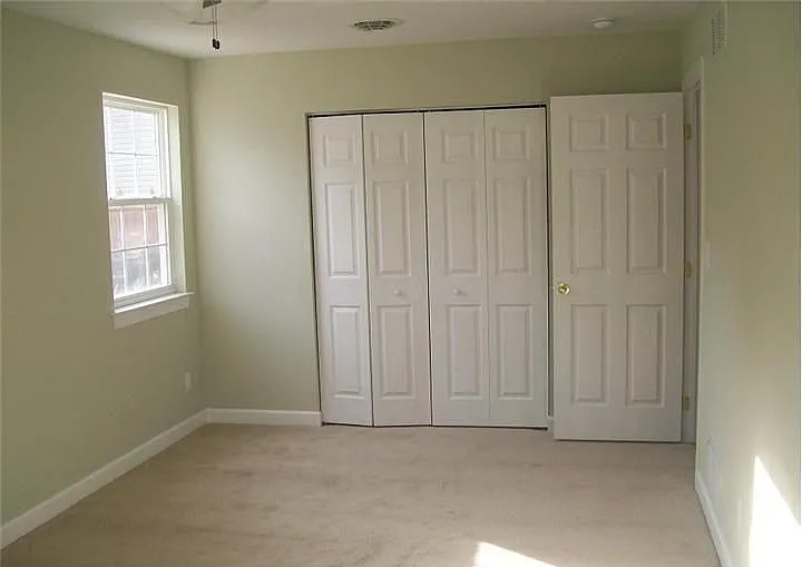 200 Nathaniel Rd - Photo 6 of 11