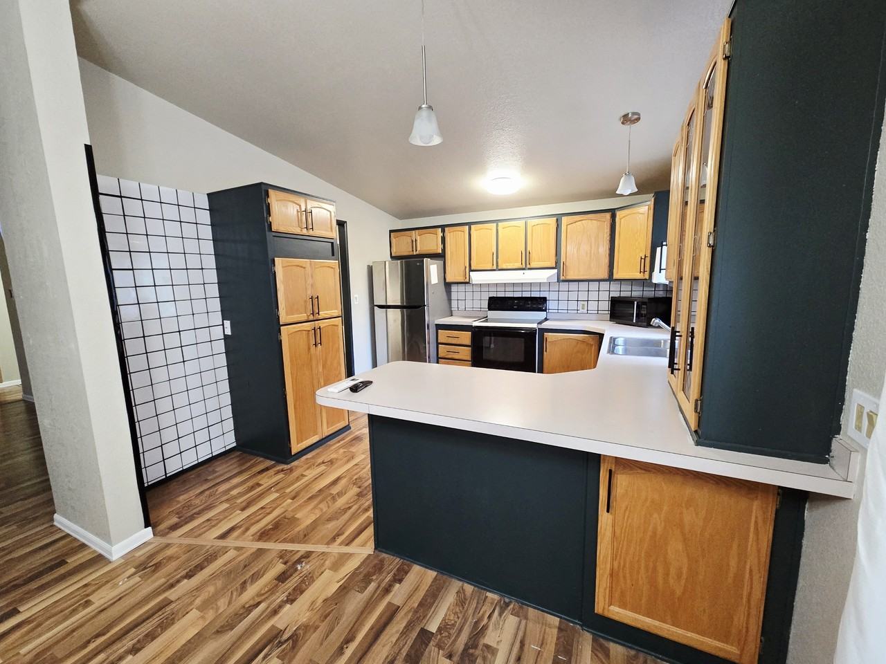140 Se Fuchsia Ave - Photo 4 of 19