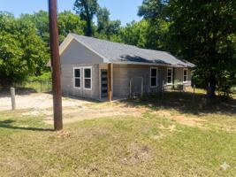 featured image of 7148 Valleyview Dr