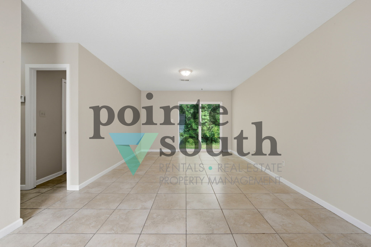 6413 Schoel Ln - Photo 6 of 26