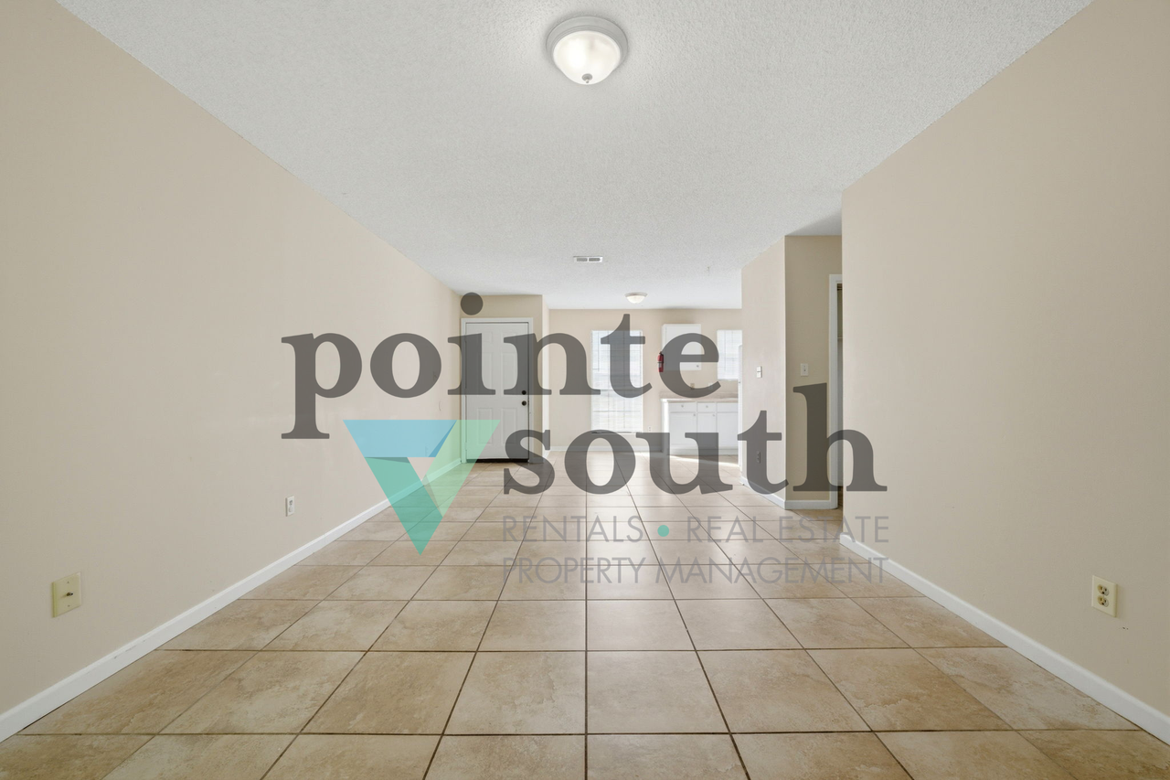6413 Schoel Ln - Photo 7 of 26